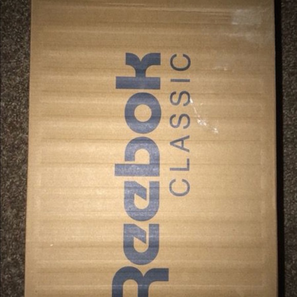 Reebok clsssics - Picture 1 of 3